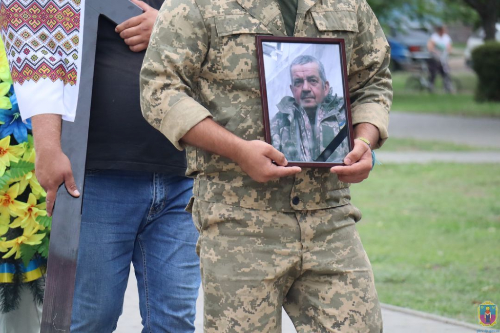 сьогодні покровчани провели в останню путь ще двох героїв-земляків - изображение 2